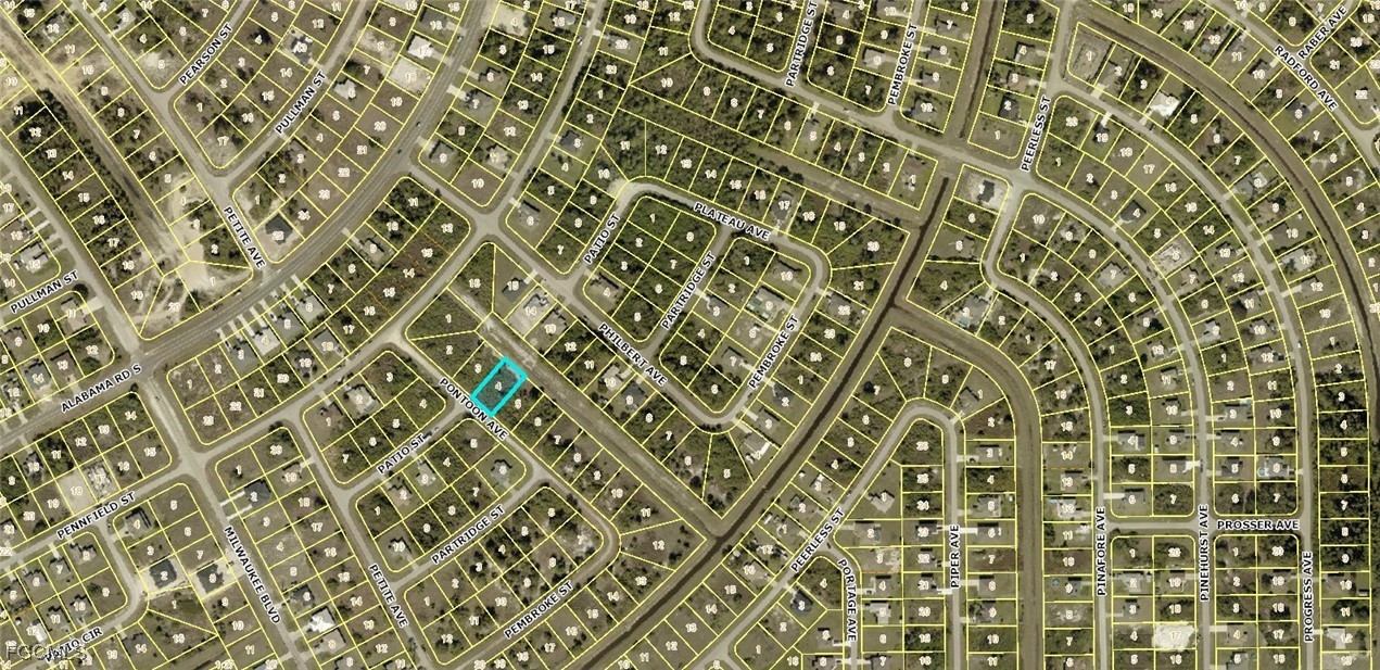 367 Pontoon Avenue Lehigh Acres, FL 33974 - Photo 3 of 8