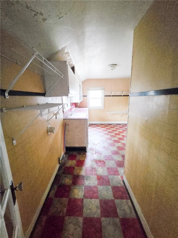 6 Maple Street Auburn, NY 13021 - Photo 19 of 23 upstiars kitchen