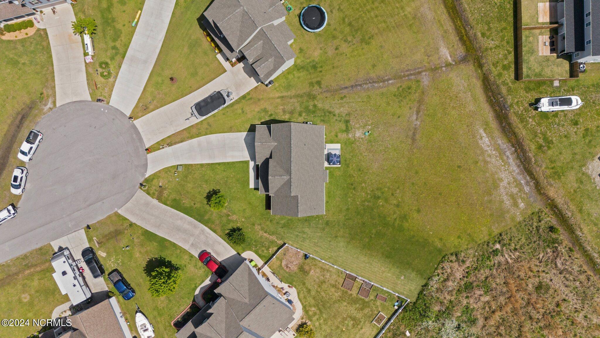 319 Echo Ridge Road Swansboro, NC 28584 - Photo 43 of 50 Aerial View of Col-De-Sac Location