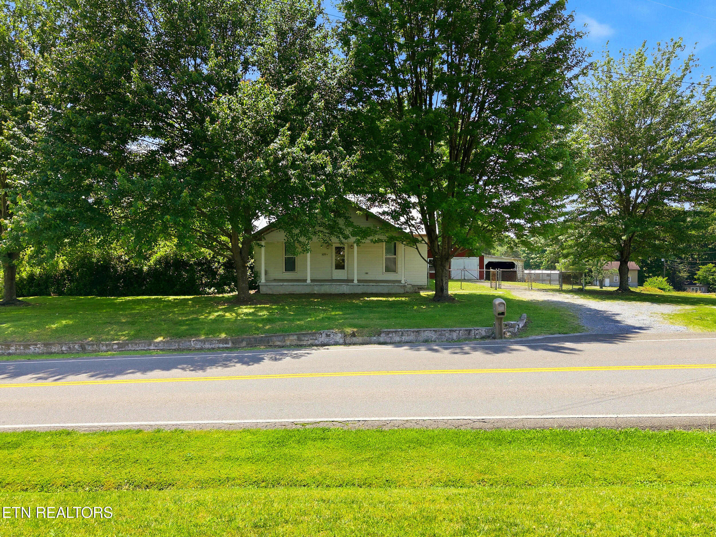 7805 Heiskell Road Powell, TN 37849 - Photo 25 of 45 4_7805_heiskell_rd_0004