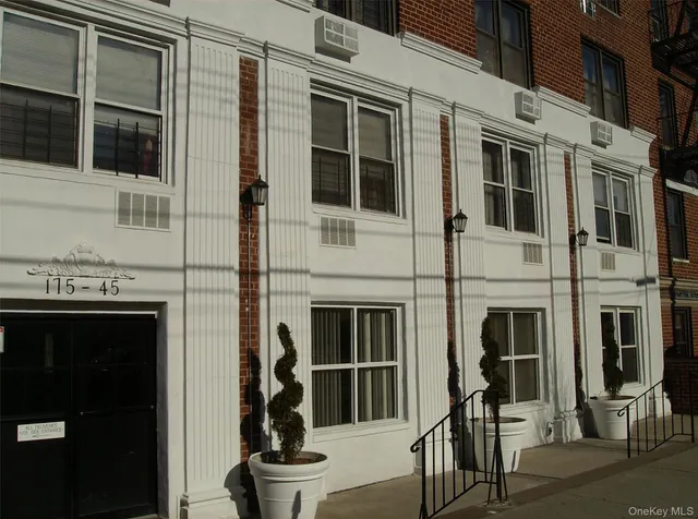 $2,950 | 175-45 88th Avenue, Unit 6F | Jamaica