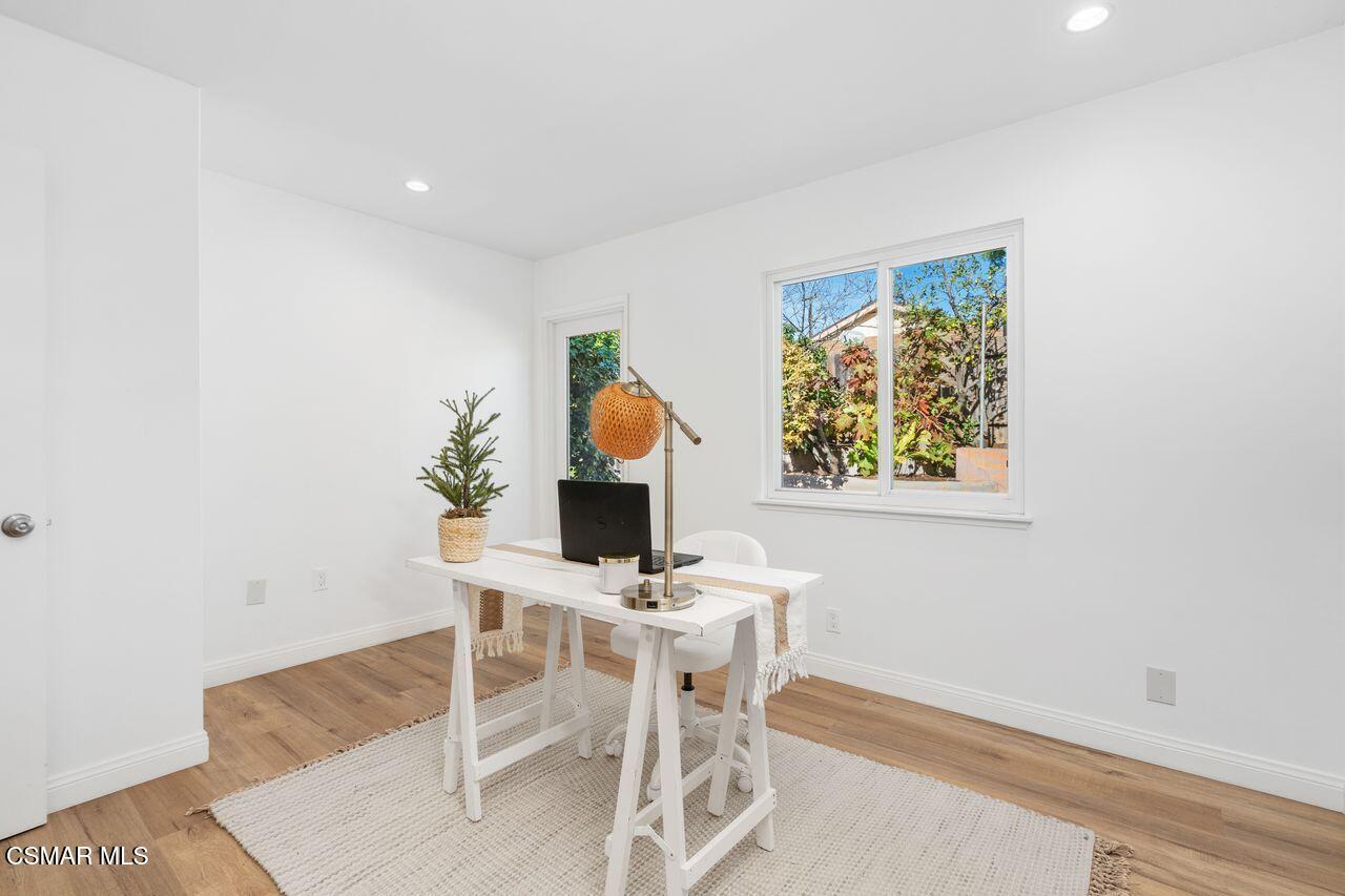 3359 Ridden Street Camarillo, CA 93010 - Photo 17 of 30 a view of a workspace with furniture