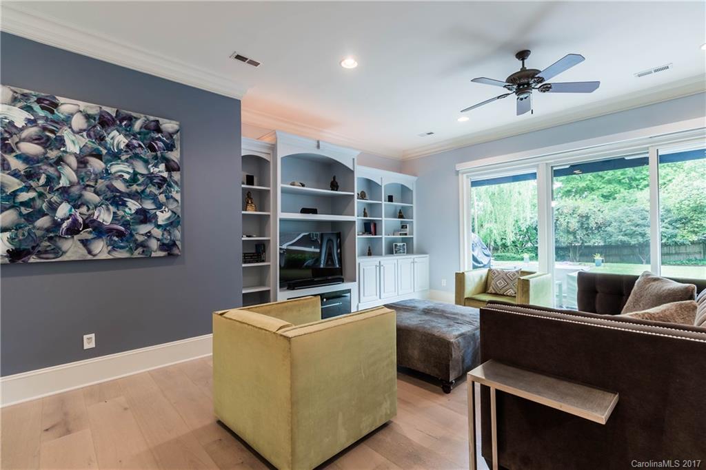 1634 Providence Road Charlotte, NC 28207 - Photo 8 of 24 Gallery Image 8