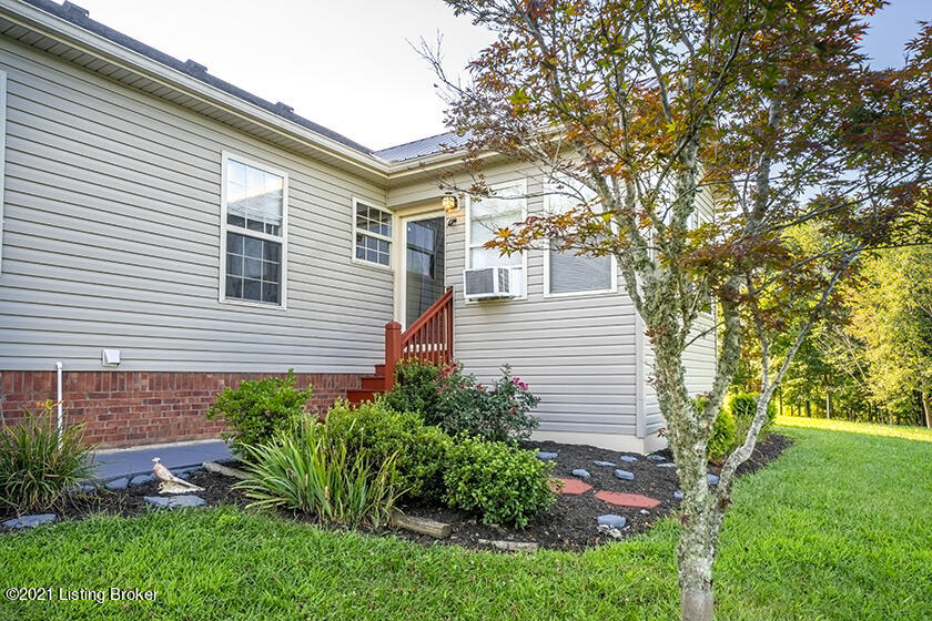 1096 Cecil Noel Road Bloomfield, KY 40008 - Photo 41 of 105 25