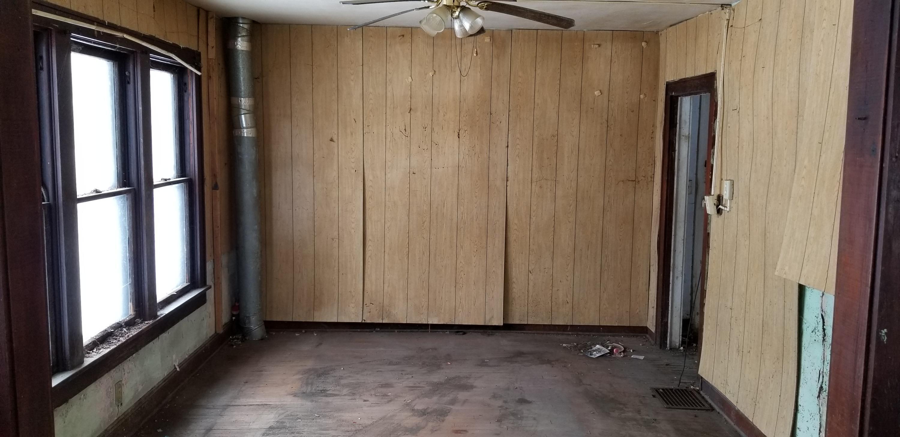 867 Hart Road Columbus, OH 43223 - Photo 8 of 18