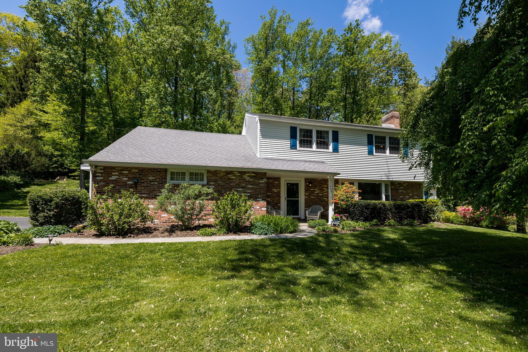 869 Hollow Road Wayne, PA 19087 - Photo 1 of 6