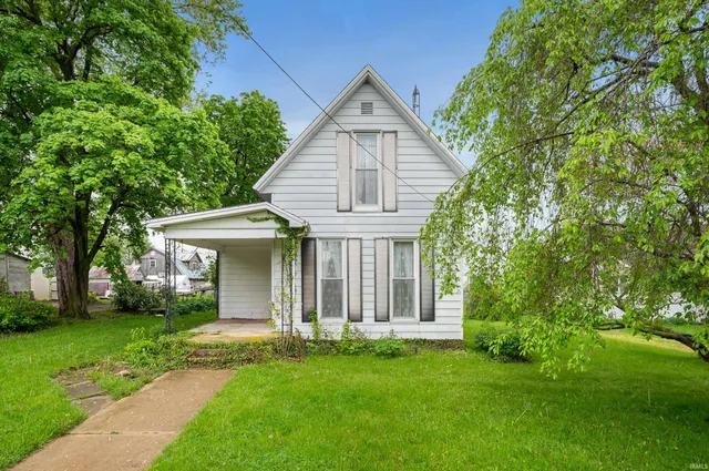$129,900 | 417 South Main Street, Farmland, IN 47340