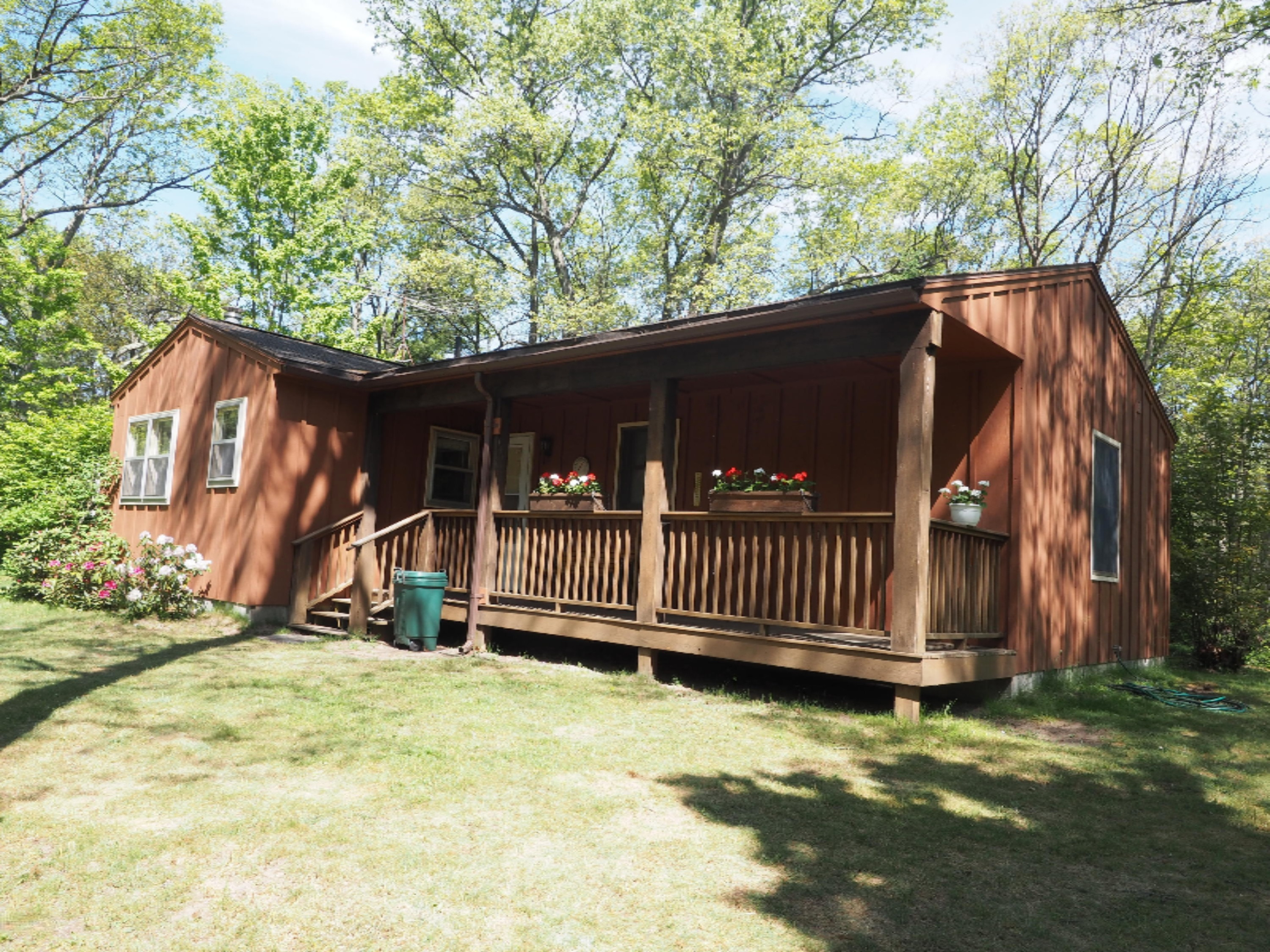 2534 Orshal Road Muskegon, MI 49445 - Photo 1 of 21 P1010041