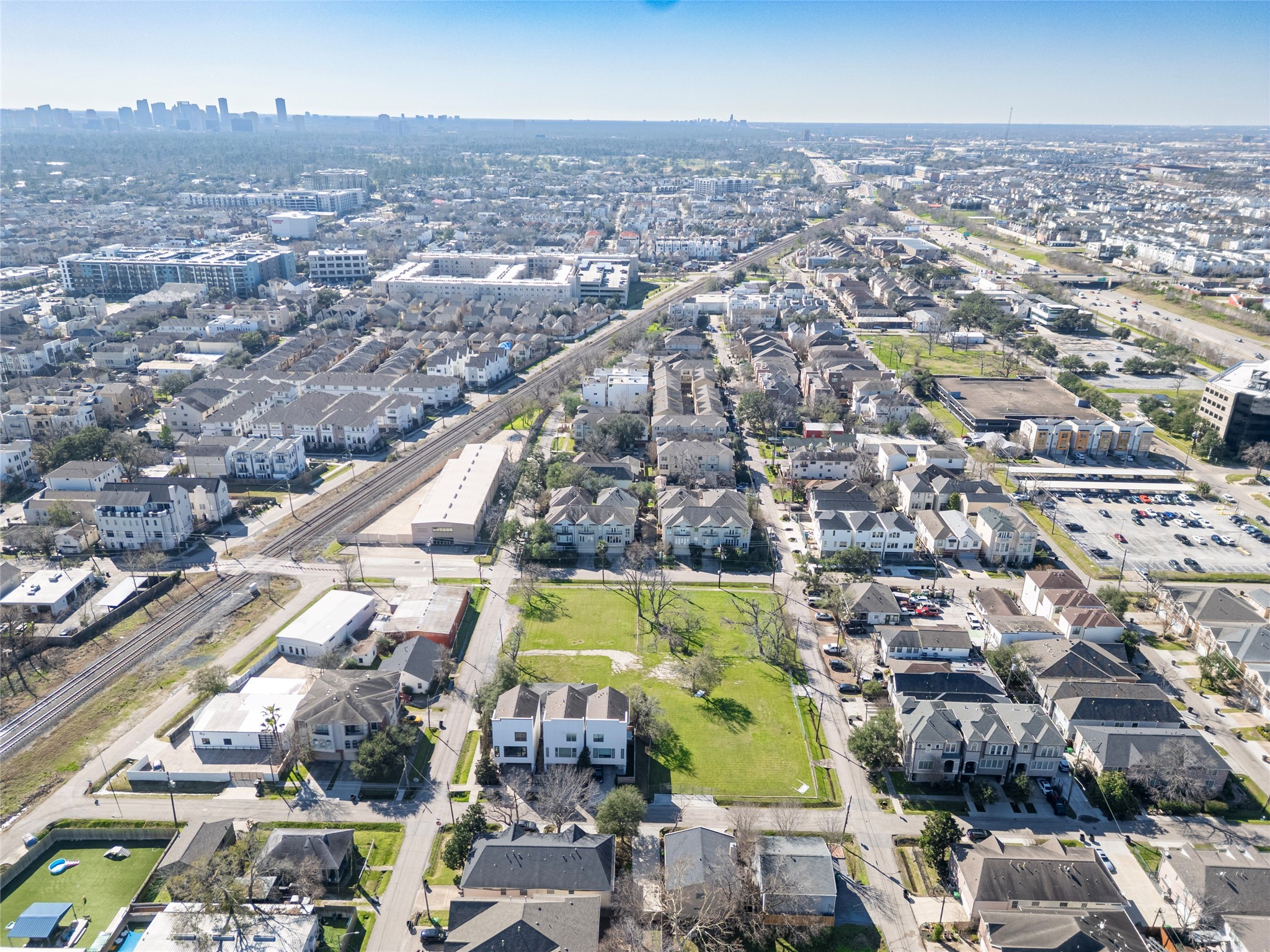 5006 Maxie Street Houston, TX 77007 - Photo 9 of 23 an aerial view of a city