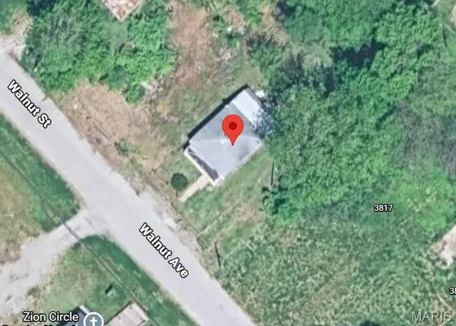 $12,000 | 3815 Walnut Avenue, East St. Louis, IL 62207