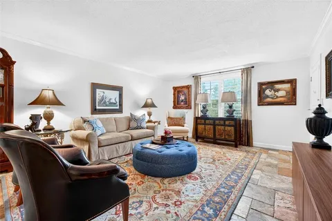 $385,000 | 1065 Eden Isle Boulevard Northeast, Unit 2, St. Petersburg, FL 33704