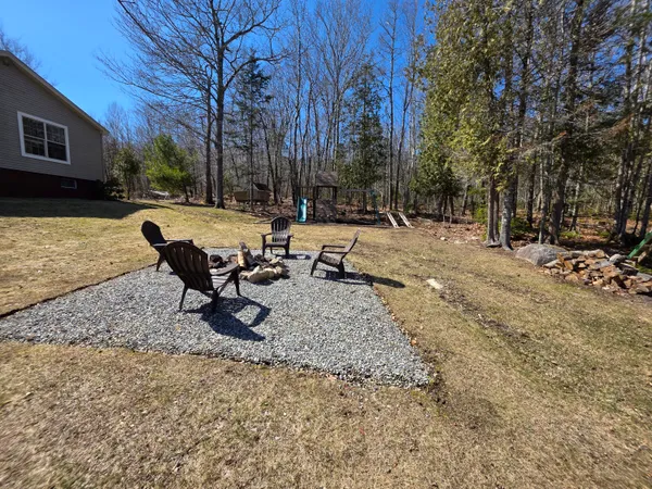 $389,900 | 140 Bog Road, Northport, ME 04849