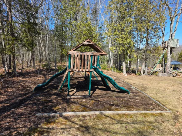 $389,900 | 140 Bog Road, Northport, ME 04849