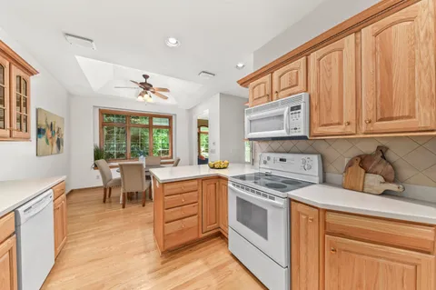 $432,500 | 2325 Caribou Lane, Grafton, WI 53024