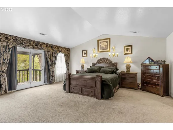 $699,000 | 113 Walnut Drive, Rogue River, OR 97537