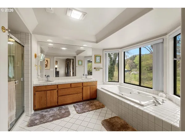 $699,000 | 113 Walnut Drive, Rogue River, OR 97537