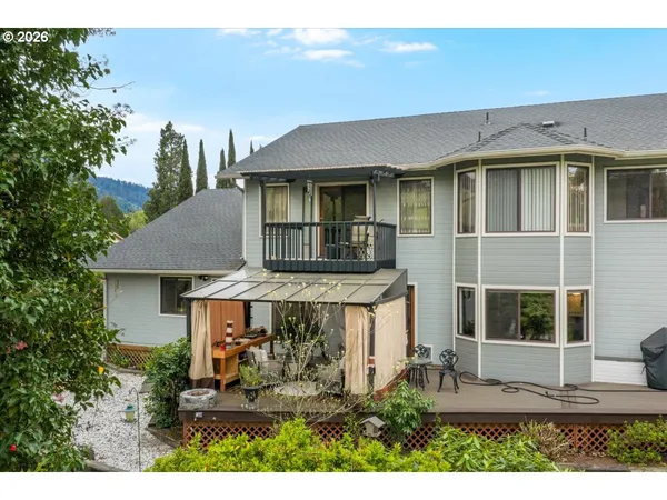 $699,000 | 113 Walnut Drive, Rogue River, OR 97537