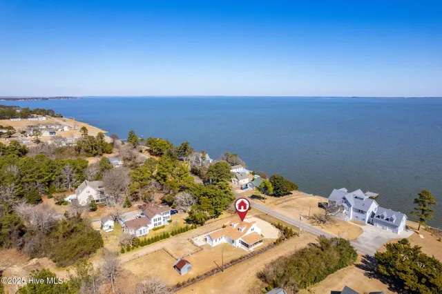 $1,100,000 | 292 Narrow Shore Road, Aydlett, NC 27916