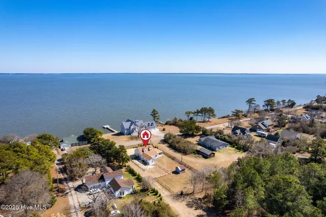 $1,100,000 | 292 Narrow Shore Road, Aydlett, NC 27916