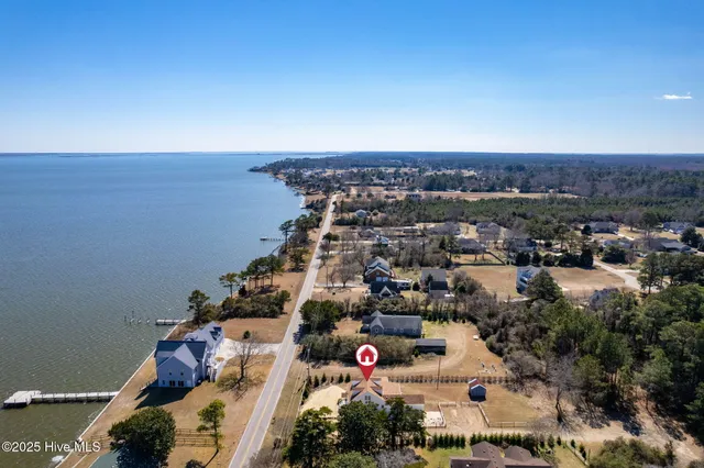 $1,100,000 | 292 Narrow Shore Road, Aydlett, NC 27916