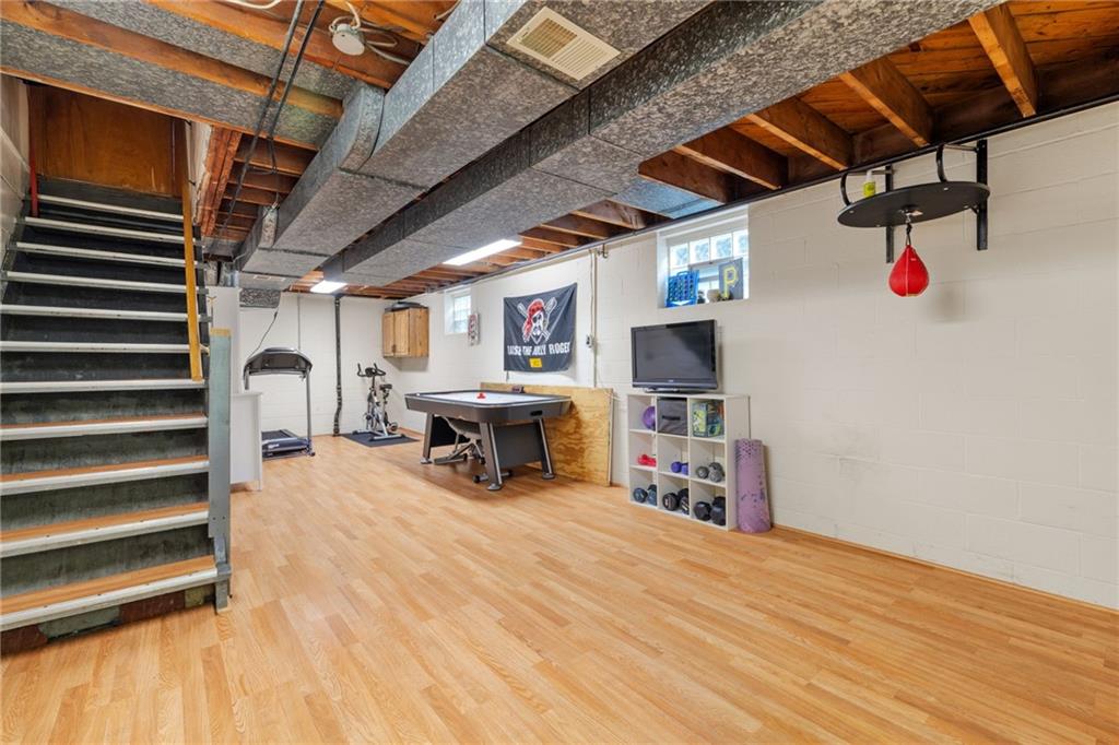 508 Montclair Street Pittsburgh, PA 15217 - Photo 20 of 29 a view of a storage & utility room