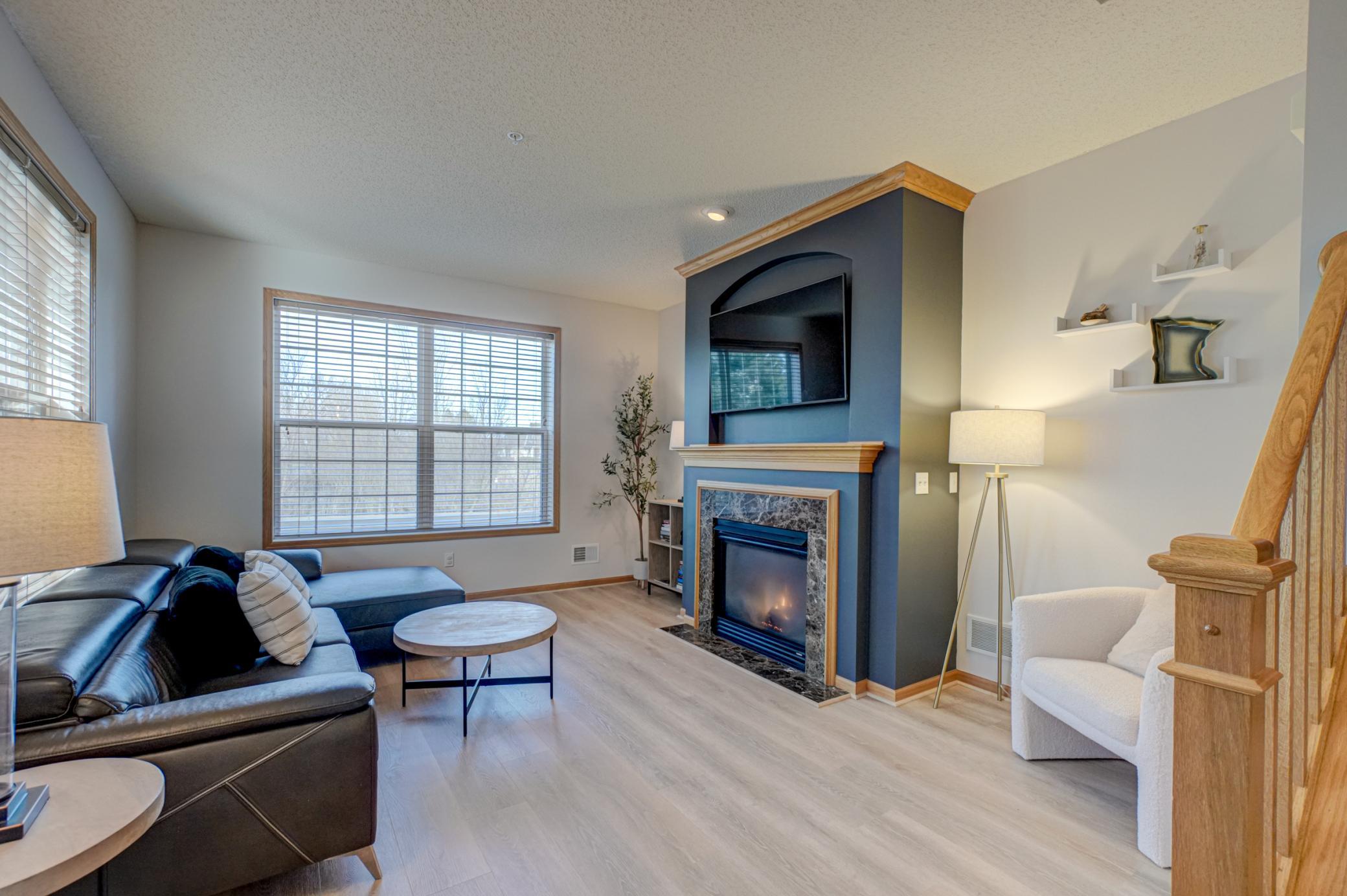4470 Rosemary Way, Unit 2 Hugo, MN 55038 - Photo 2 of 25