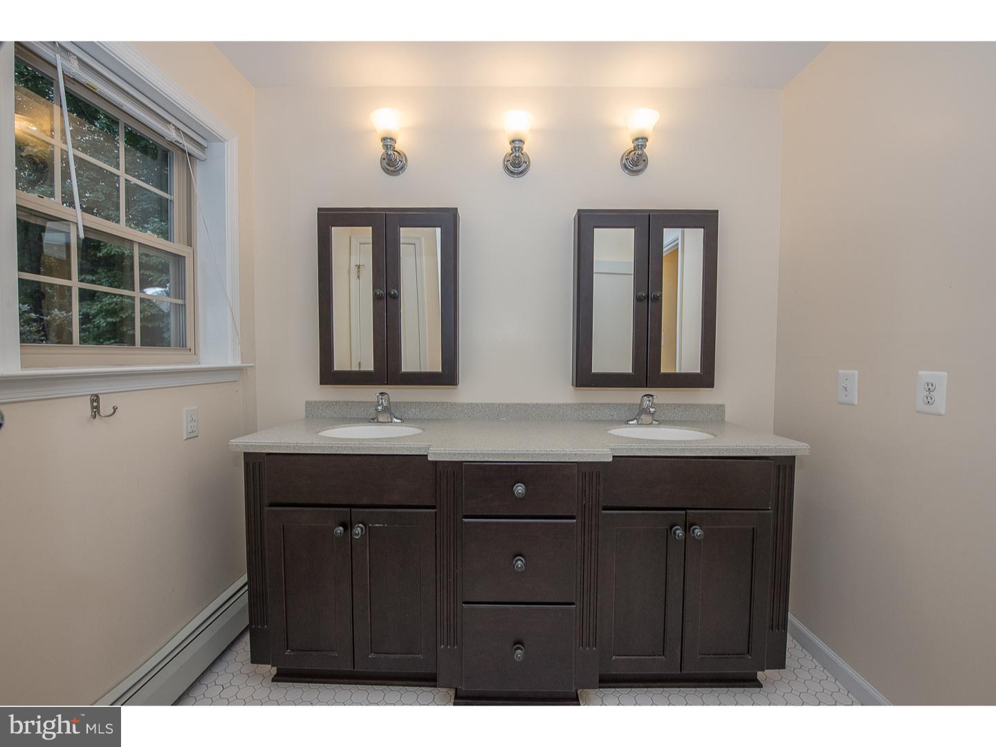 301 Farnum Road Media, PA 19063 - Photo 14 of 21 Master Bathroom