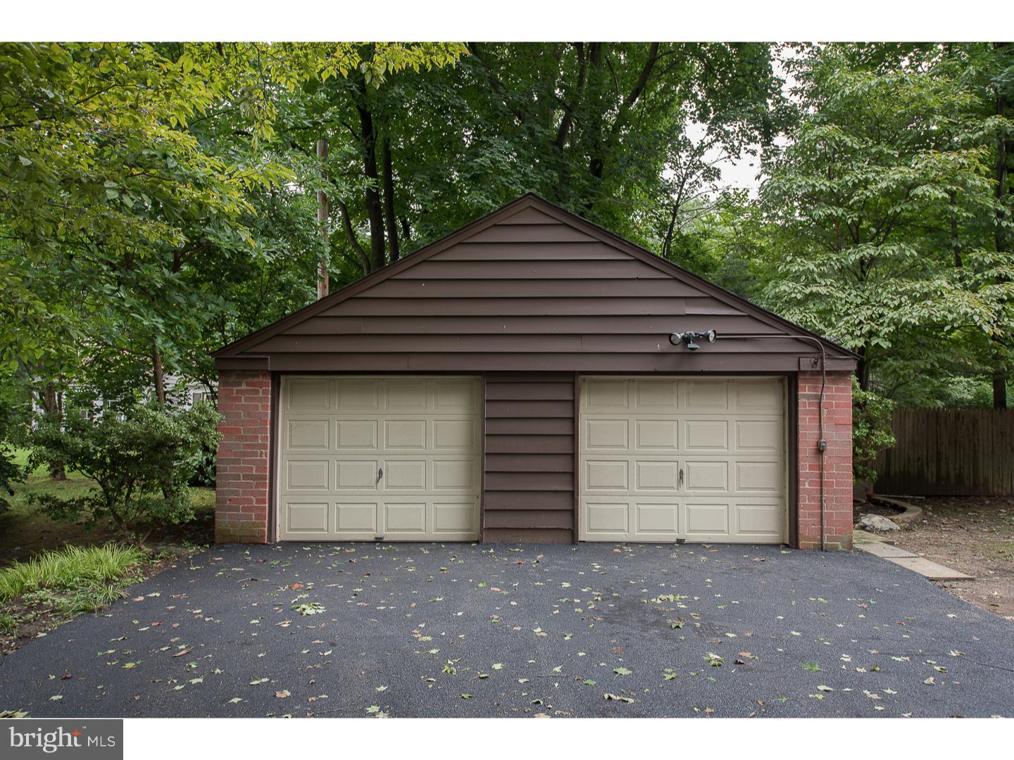 301 Farnum Road Media, PA 19063 - Photo 6 of 21 Garage