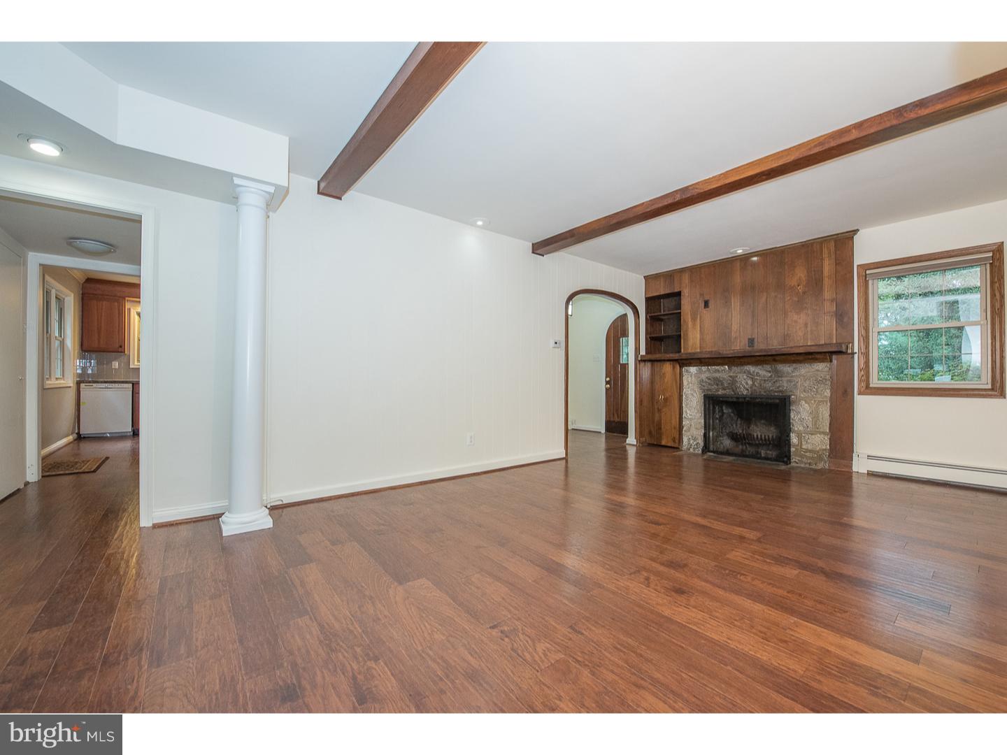 301 Farnum Road Media, PA 19063 - Photo 9 of 21 Living Room