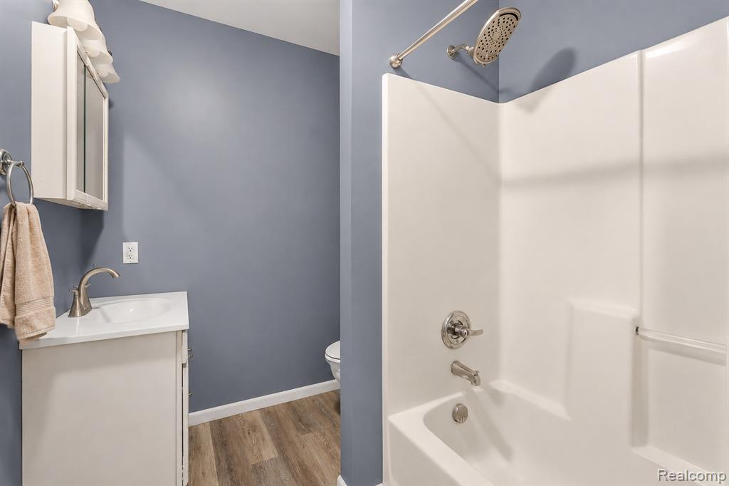 15756 Lewis Road Capac, MI 48014 - Photo 28 of 37