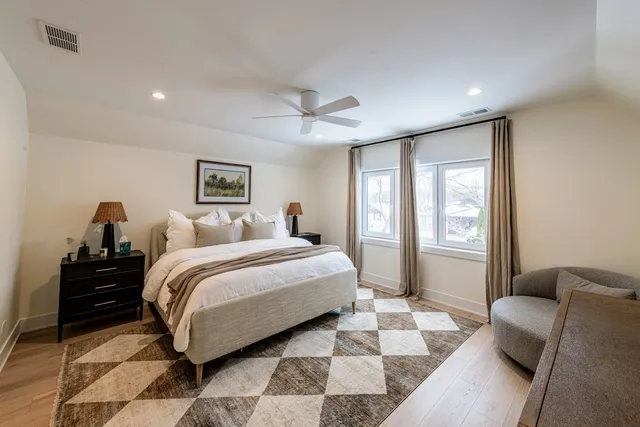 $725,000 | 145 North Elmwood Avenue, Wood Dale, IL 60191