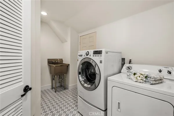 $1,650,000 | 30 Waterway, Unit 43, Irvine, CA 92614