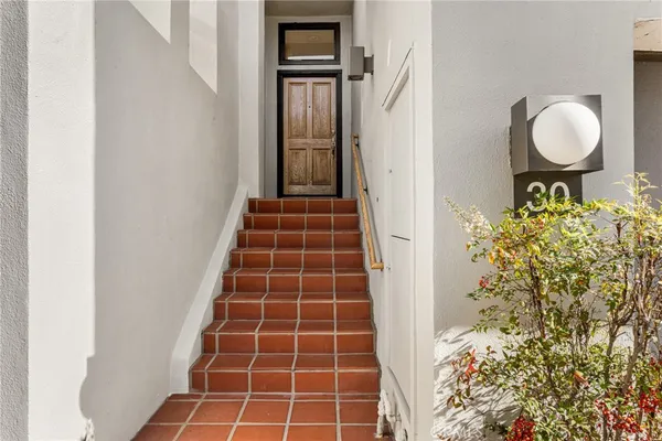 $1,650,000 | 30 Waterway, Unit 43, Irvine, CA 92614