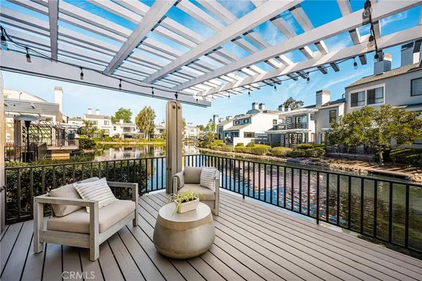 $1,650,000 | 30 Waterway, Unit 43, Irvine, CA 92614