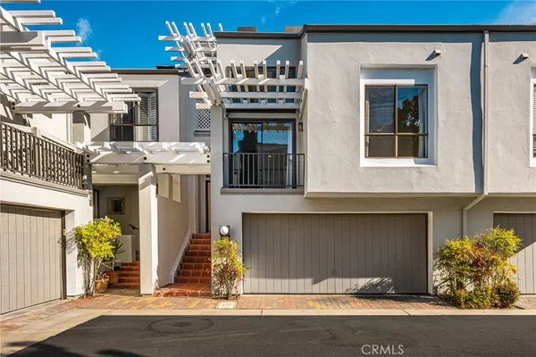 $1,650,000 | 30 Waterway, Unit 43, Irvine, CA 92614