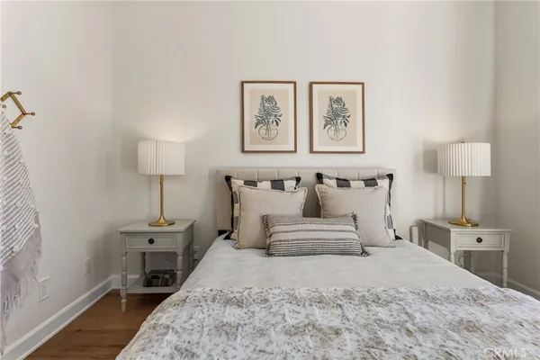 $1,650,000 | 30 Waterway, Unit 43, Irvine, CA 92614