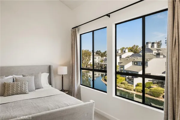 $1,650,000 | 30 Waterway, Unit 43, Irvine, CA 92614