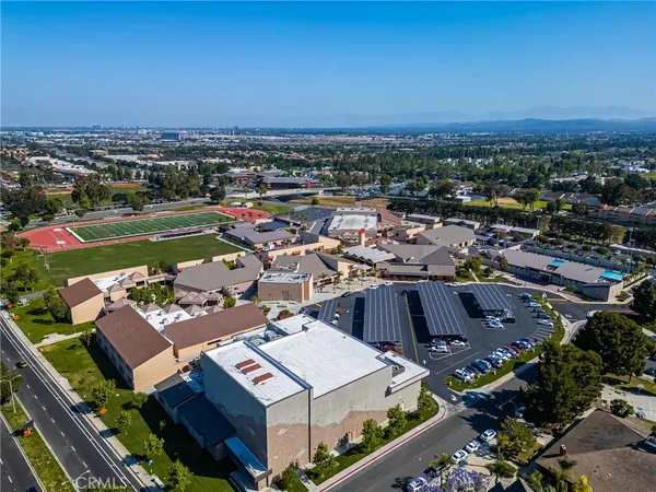 $1,650,000 | 30 Waterway, Unit 43, Irvine, CA 92614