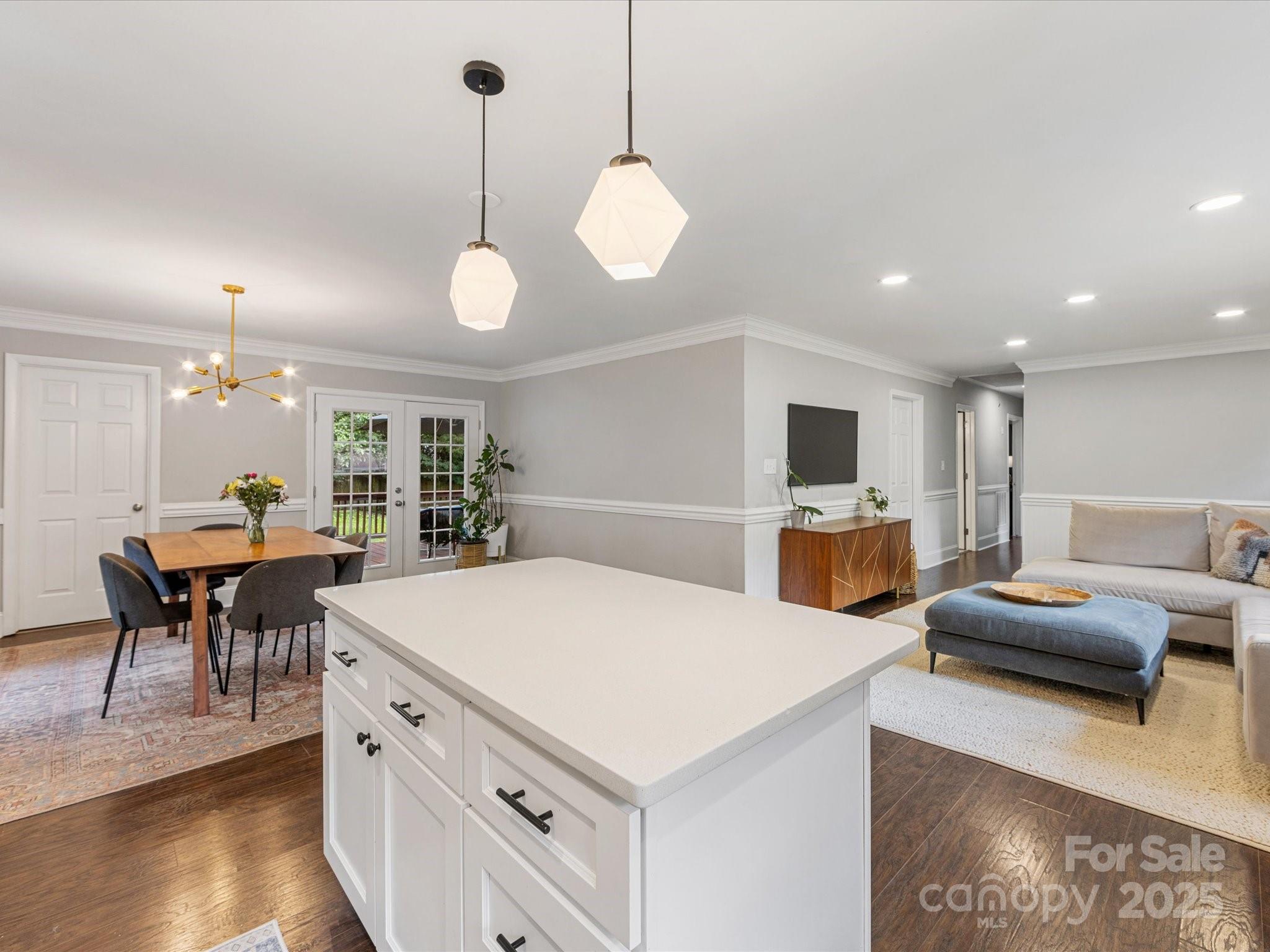 3530 Woodleaf Road Charlotte, NC 28205 - Photo 11 of 32 a view of kitchen with breakfast area