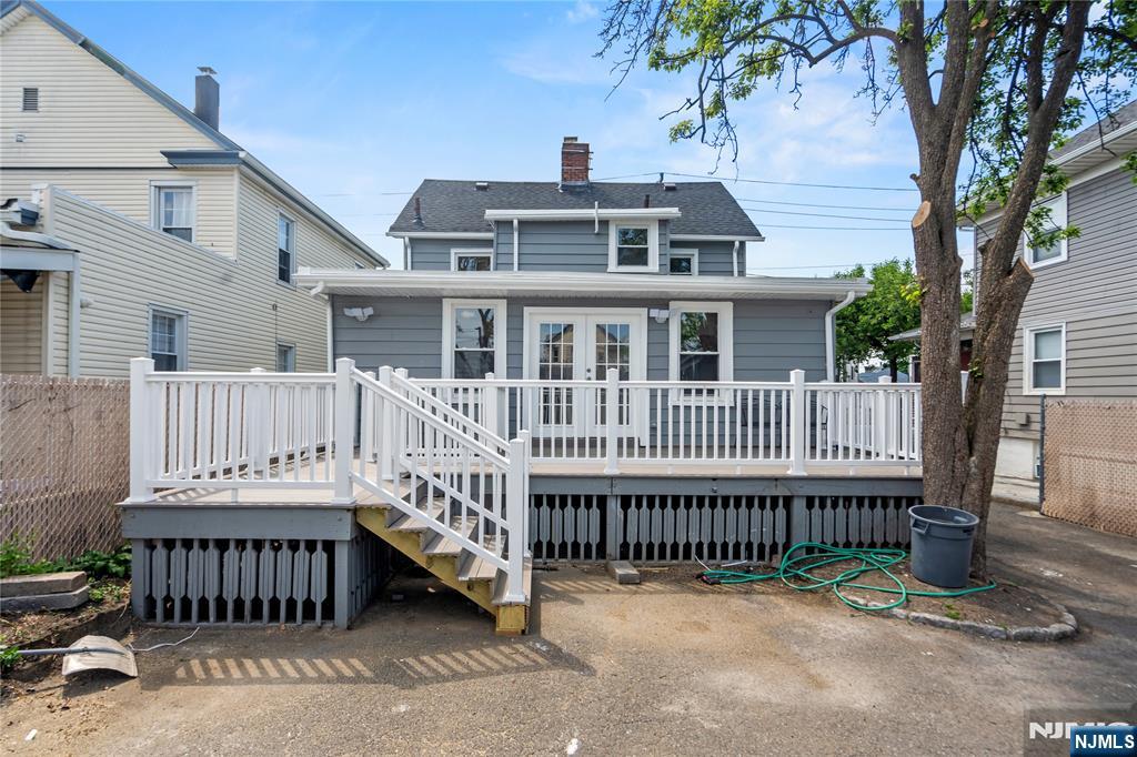 190 Washington Avenue Hackensack, NJ 07601 - Photo 18 of 20 front view of a house with a deck