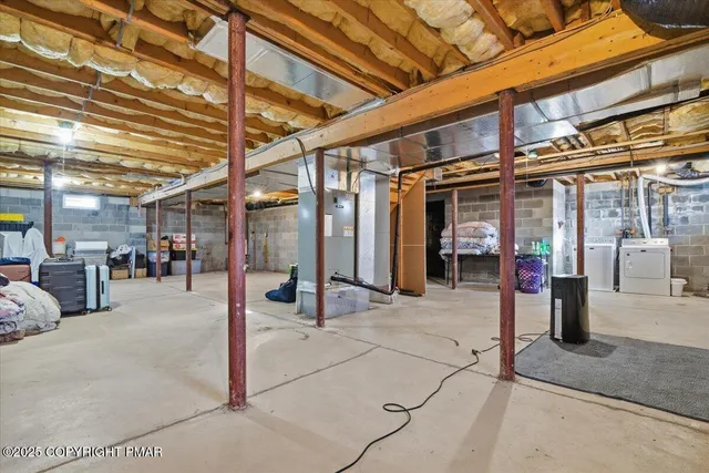 a view of a building with sitting space