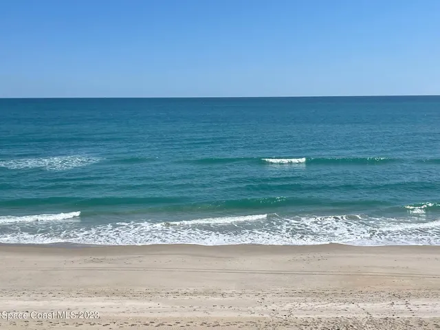 $3,600 | 130 Warsteiner Way, Unit 204, Melbourne Beach, FL 32951