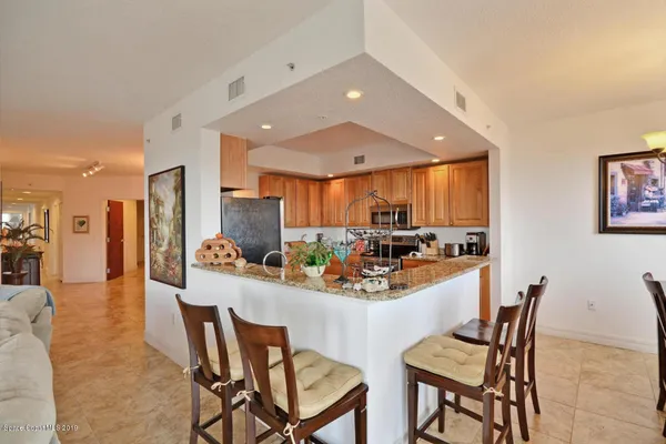 $3,600 | 130 Warsteiner Way, Unit 204, Melbourne Beach, FL 32951