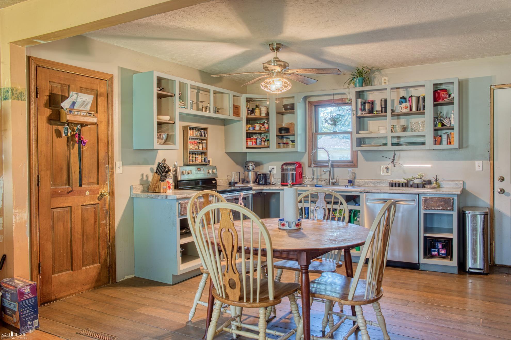 441 West Lansing Road Morrice, MI 48857 - Photo 2 of 26 50143976-fa1af905-5df3-4487-9de1-9a6694e9e42d.JPG