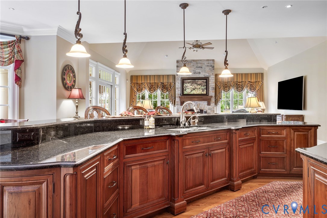 2725 Stonegate Court Midlothian, VA 23113 - Photo 18 of 50 Chef's Kitchen