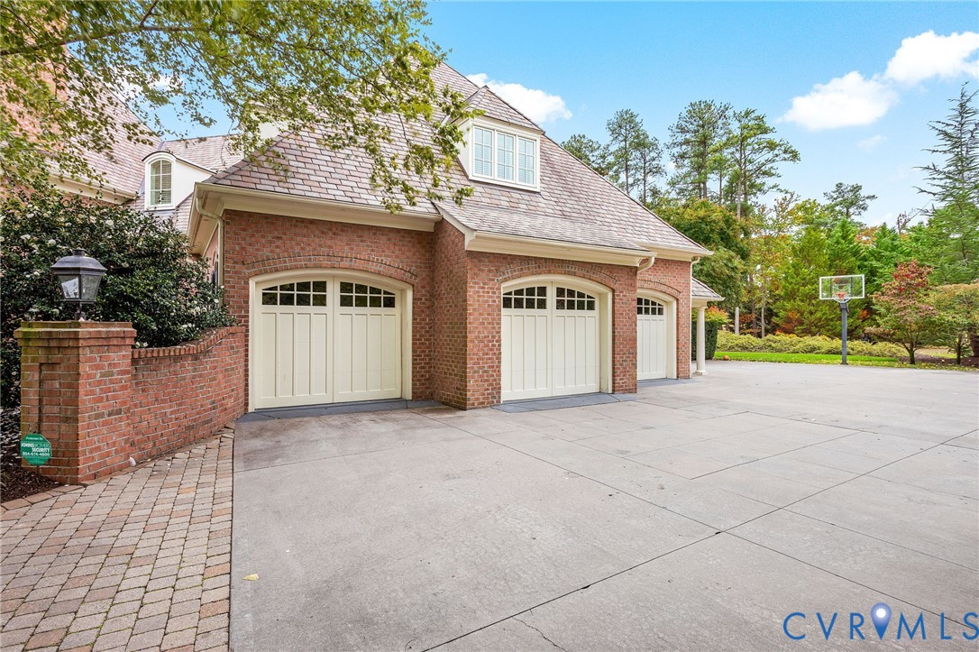 2725 Stonegate Court Midlothian, VA 23113 - Photo 44 of 50 a view of a house with a outdoor space