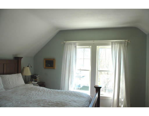 155 Oakley Road, Unit 155 Belmont, MA 02478 - Photo 8 of 13 Gallery Image 8