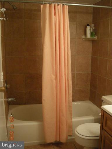 8507 Barrington Court, Unit P Springfield, VA 22152 - Photo 13 of 17 Master Bath