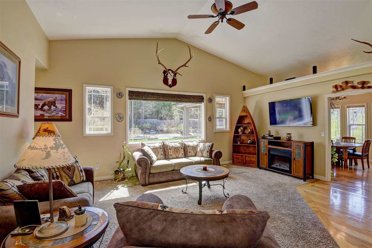 36016 North Milan Elk Road Chattaroy, WA 99003 - Photo 4 of 20 Gallery Image 4