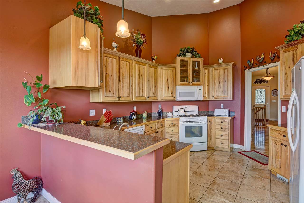 36016 North Milan Elk Road Chattaroy, WA 99003 - Photo 7 of 20 Gallery Image 7